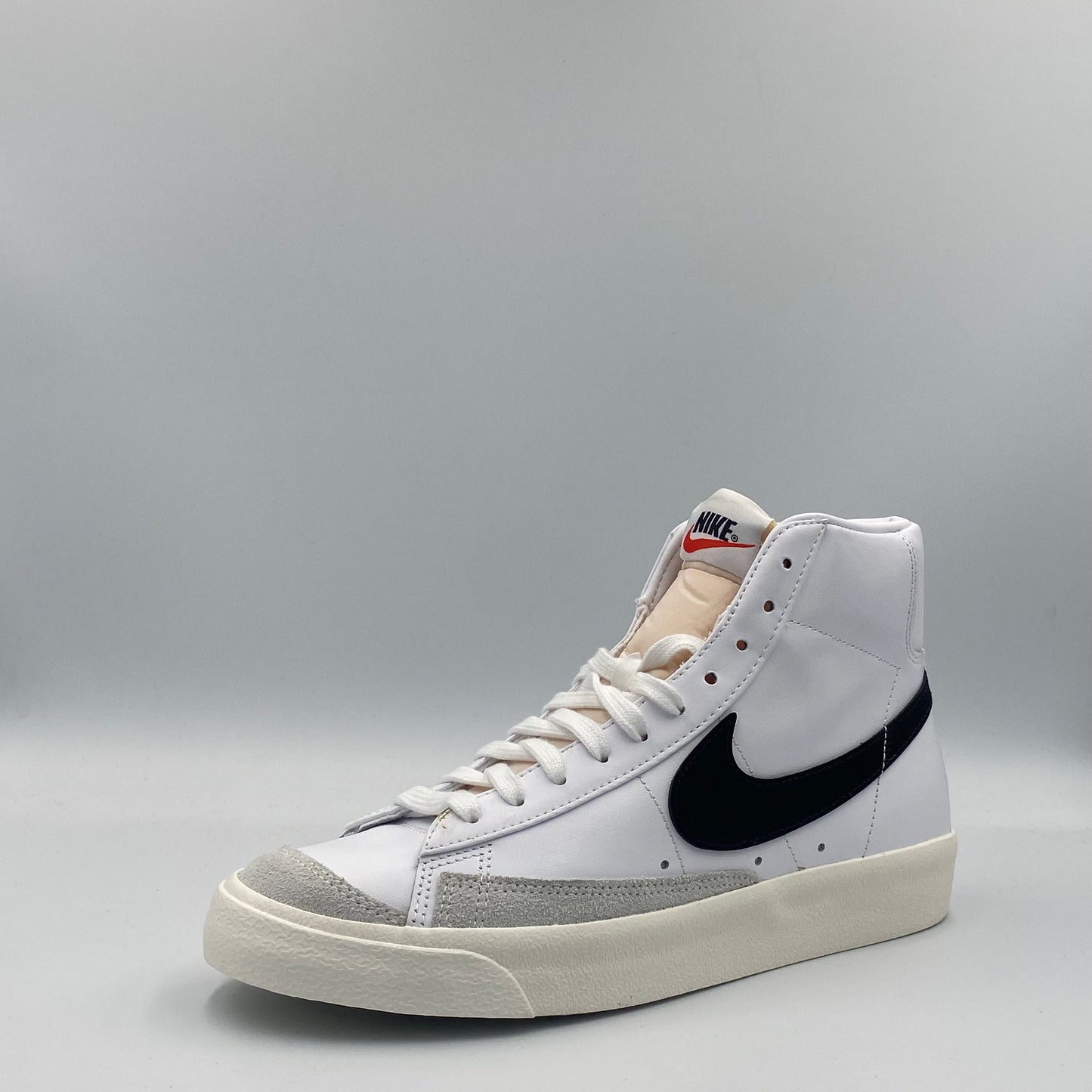 Nike Blazer Mid '77 VNTG - fehér/fekete