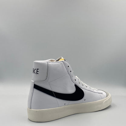 Nike Blazer Mid '77 VNTG - fehér/fekete