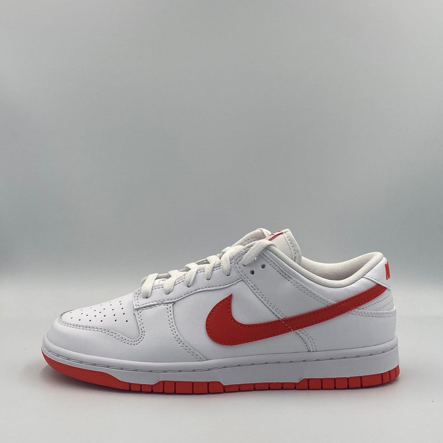 Nike Dunk Low Retro - White/Red - 40.5