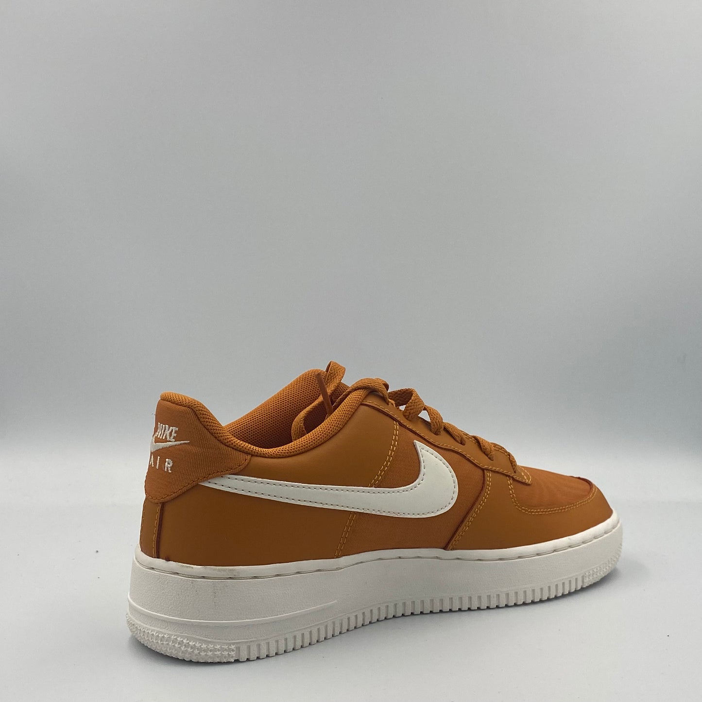 Nike Air Force 1 LV8 2 (GS) - Monarch - 39