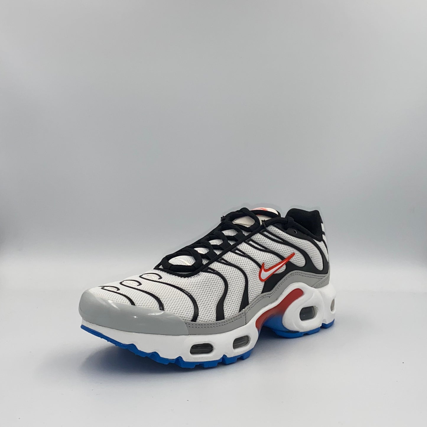 Nike Air Max Plus (GS) - Platinum Black Red - 37.5