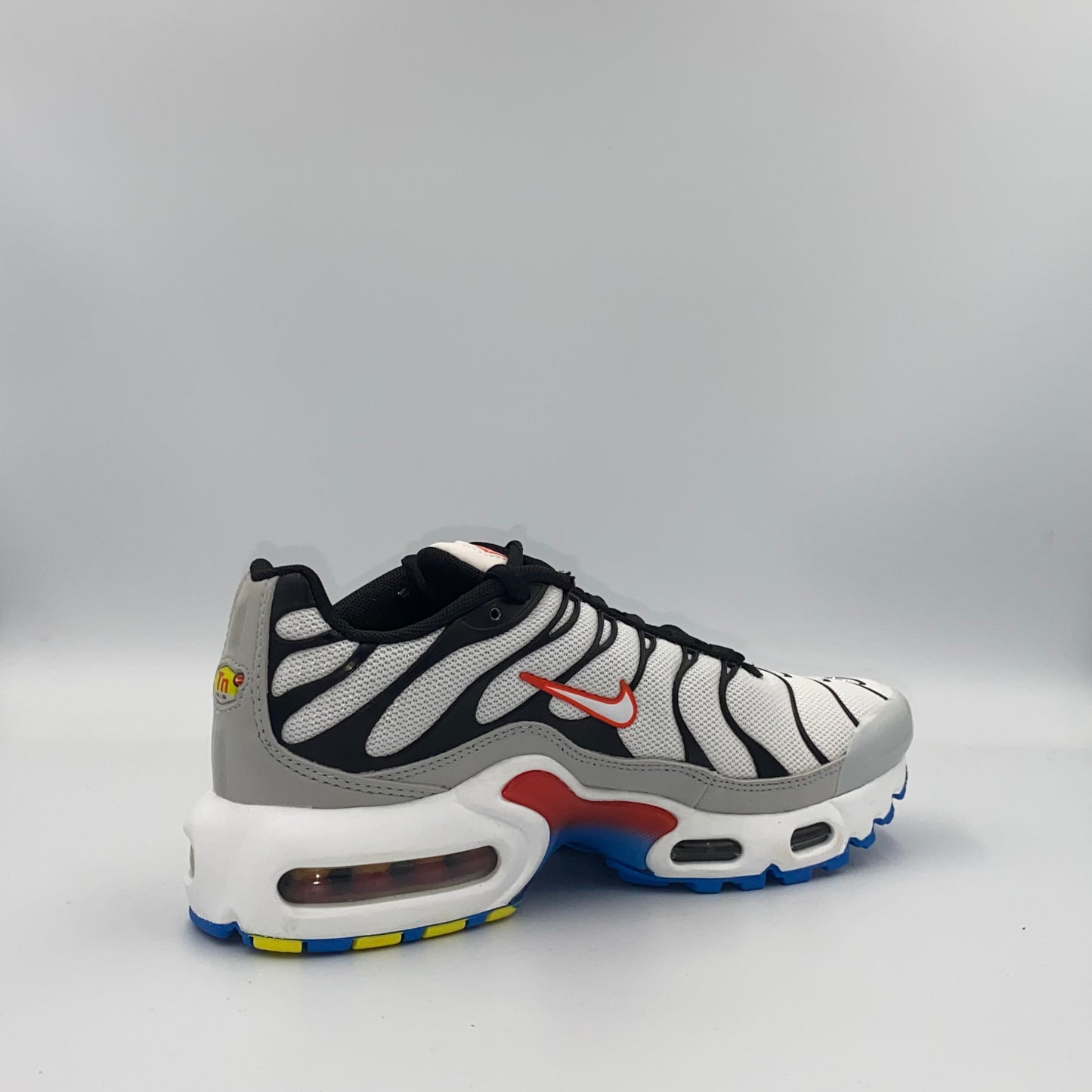 Nike Air Max Plus (GS) - Platinum Black Red - 37.5