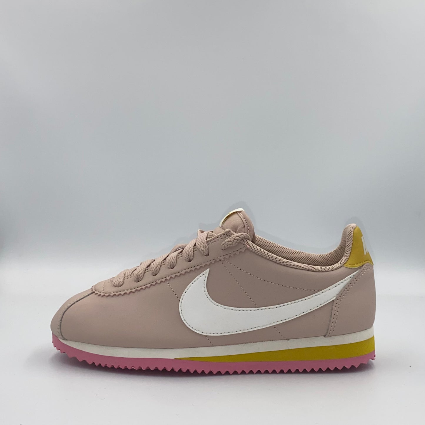 Nike Classic CORTEZ Leather - pink - 38