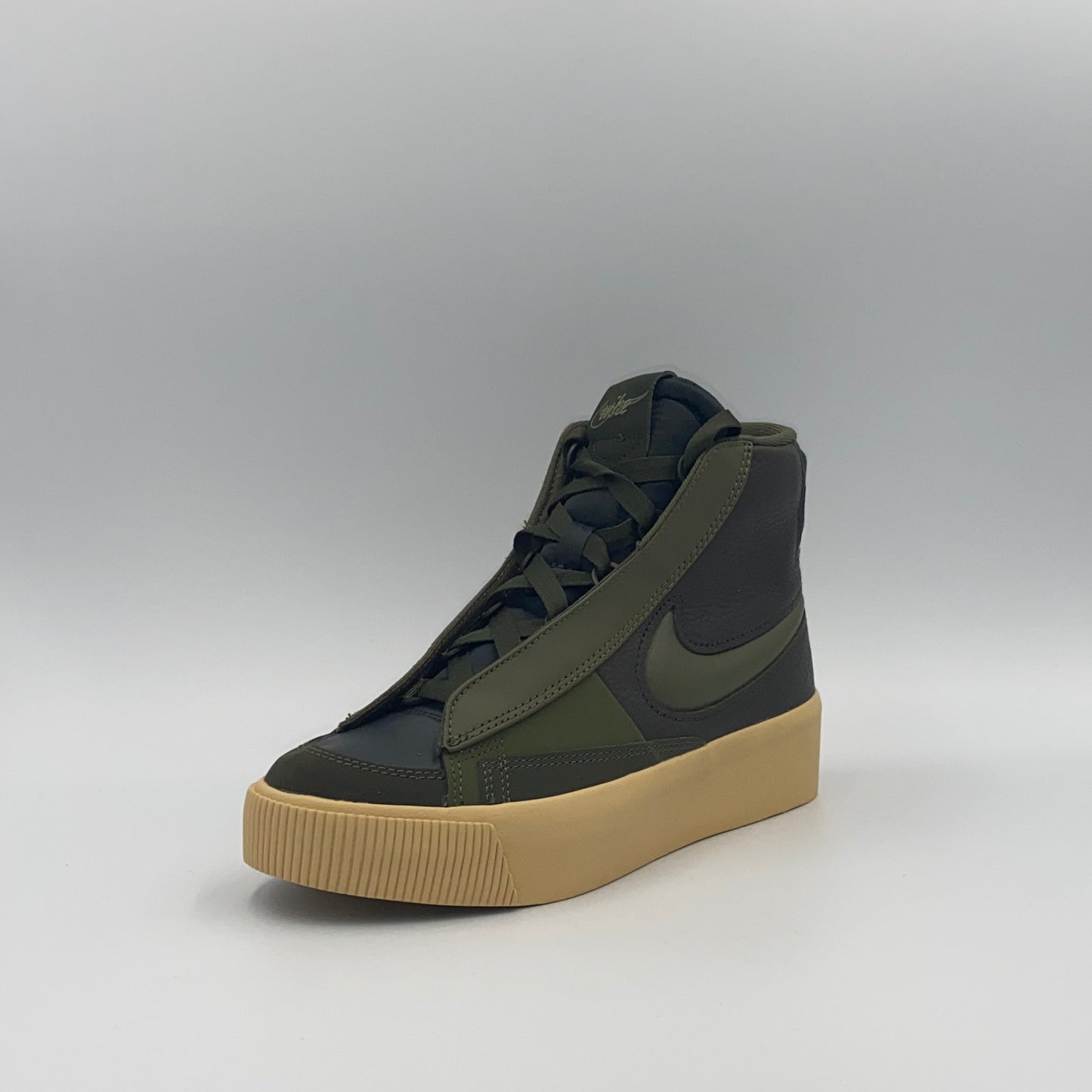 Nike Blazer Mid Victory - Medium Olive - 37.5