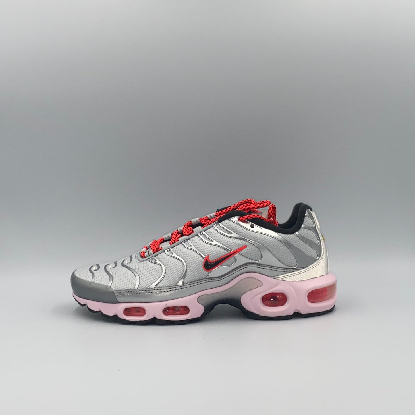 Nike W Air Max Plus - Metalic Silver - 38.5 40