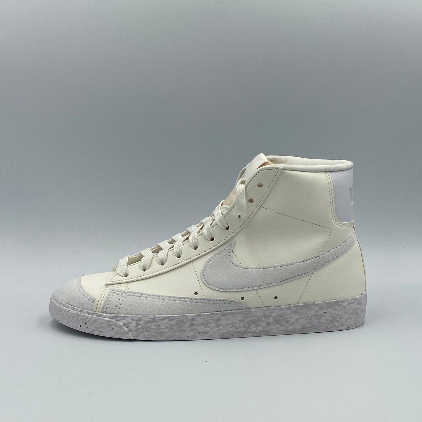 Nike W Blazer Mid '77 Next Nature - fehér - 41