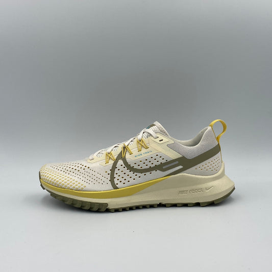 Nike React Pegasus Trail 4 terepfutó cipő - olíva - 39