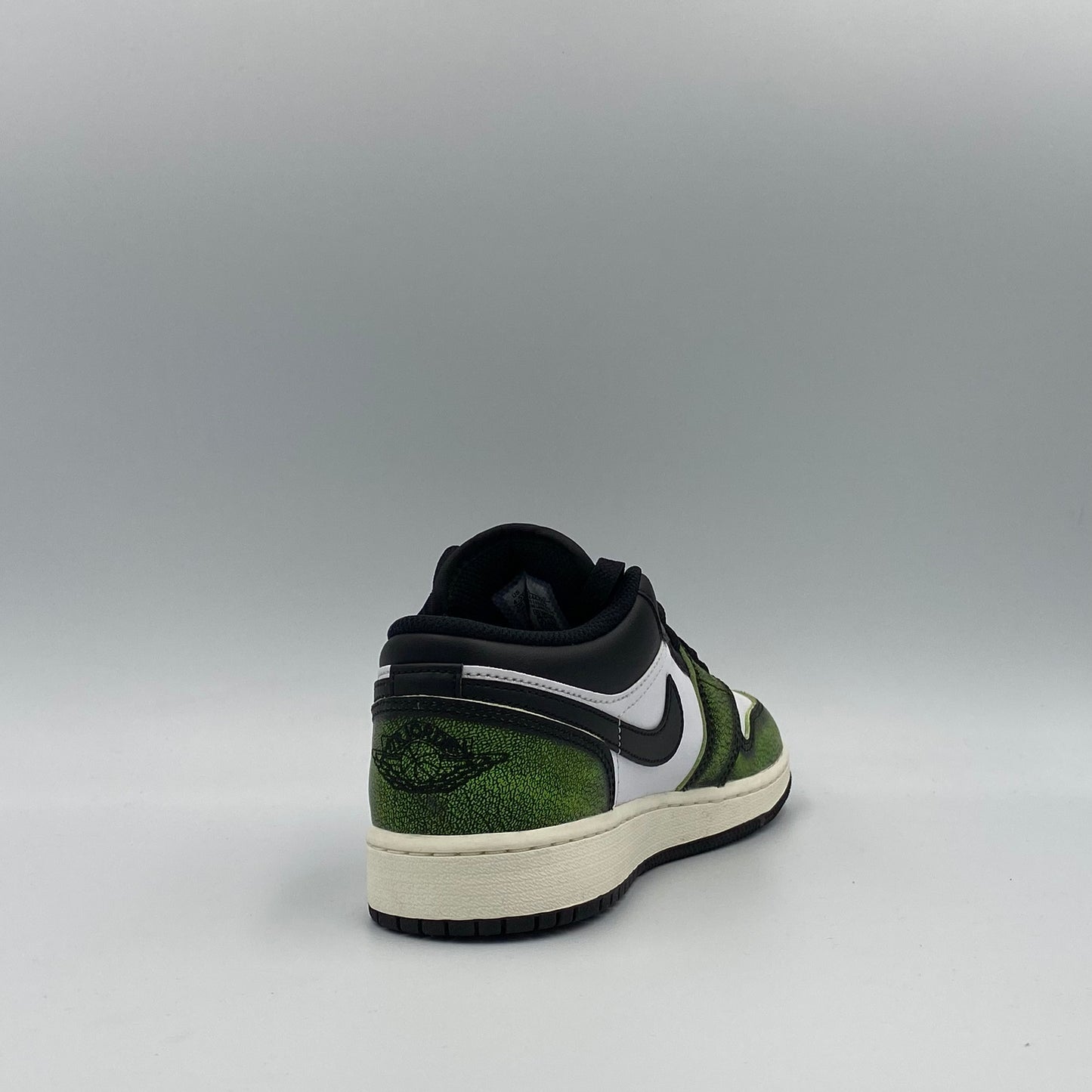 Air Jordan 1 Low (GS) - Wear Away Electric Green - 36.5