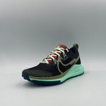 Nike React Pegasus Trail 4 terepfutó cipő - fekete - 38.5