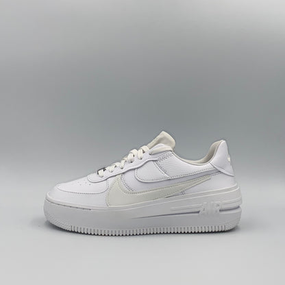 Nike Air Force 1 PLT.AF.ORM - fehér - 37.5