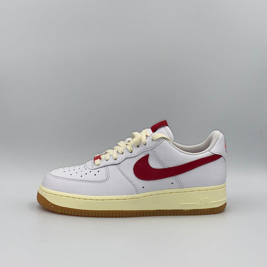 Nike W Air Force 1 '07 - Gym Red - 41 / 26.5 cm