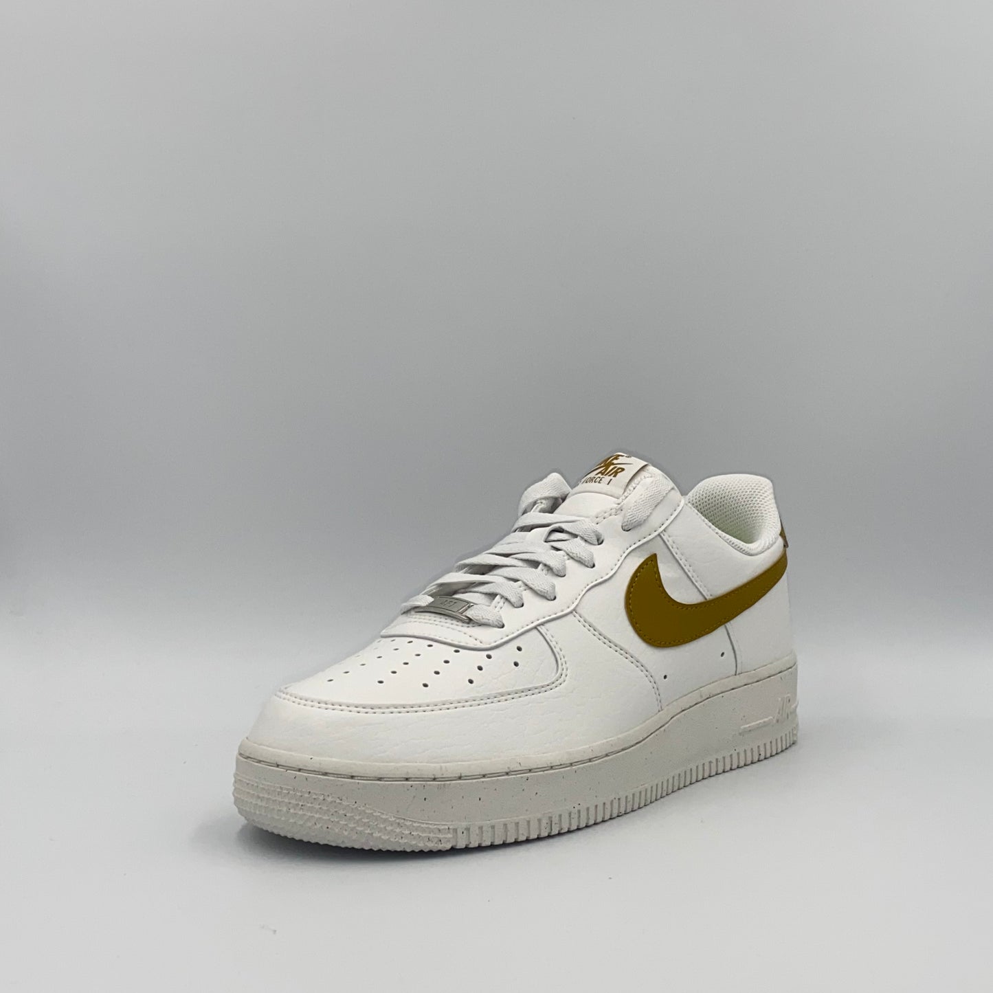 Nike Air Force 1 '07 NN W - White/Bronzine