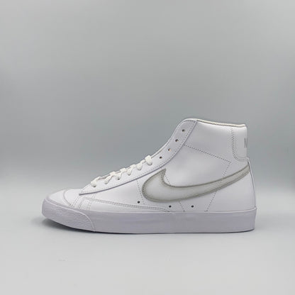 Nike Blazer Mid '77 VNTG NAS - White/Photon Dust