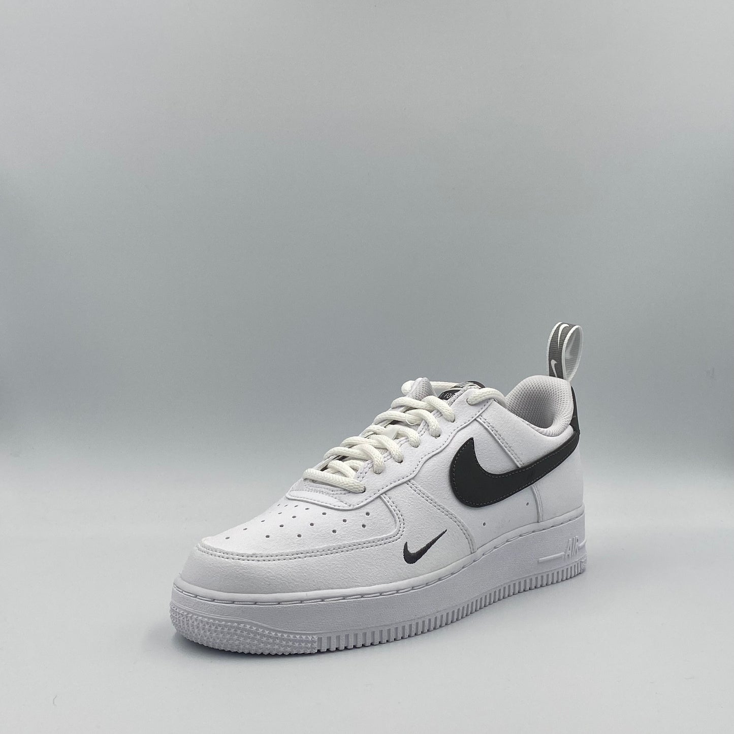 Nike Air Force 1 '07 LV8 Utility - White/Grey - 38.5