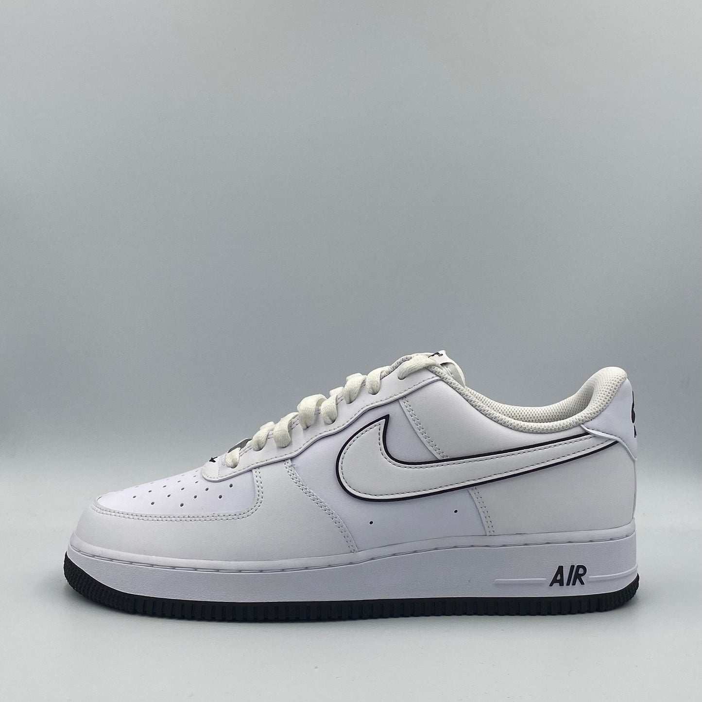 Nike Air Force 1 '07 - fehér/fekete - 45.5